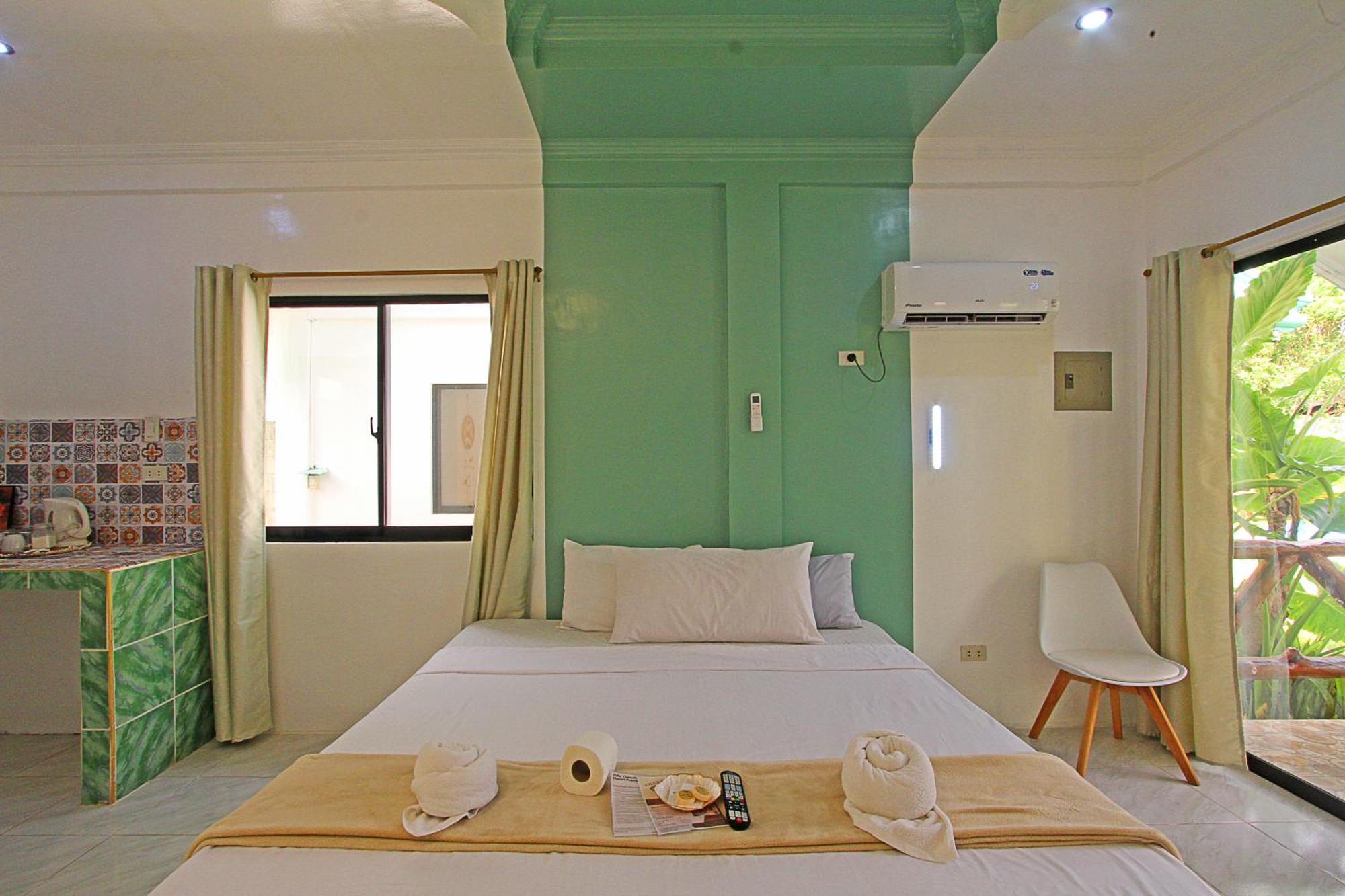 Villa Consolacion Resort General Luna  Exteriör bild