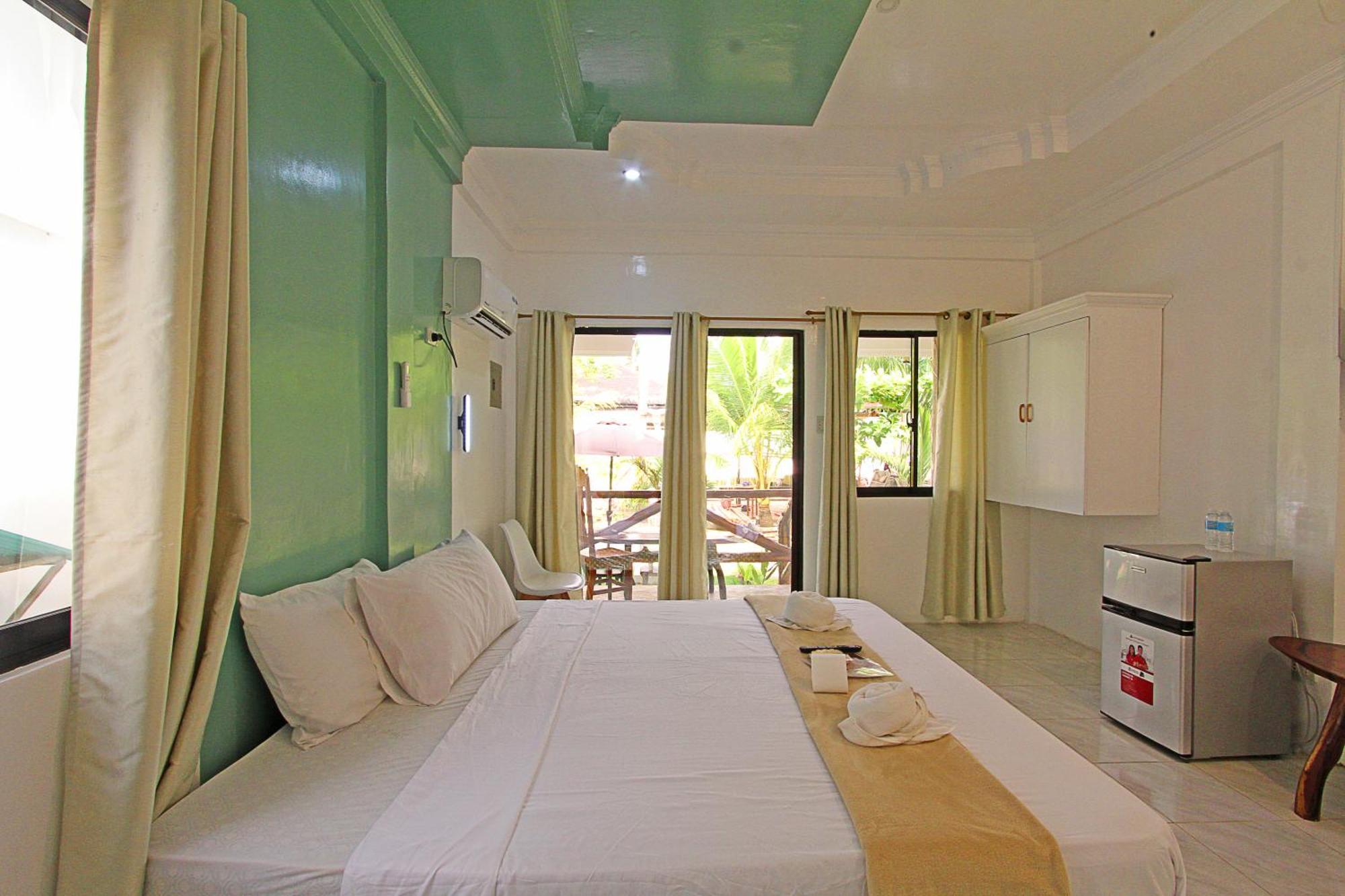 Villa Consolacion Resort General Luna  Exteriör bild